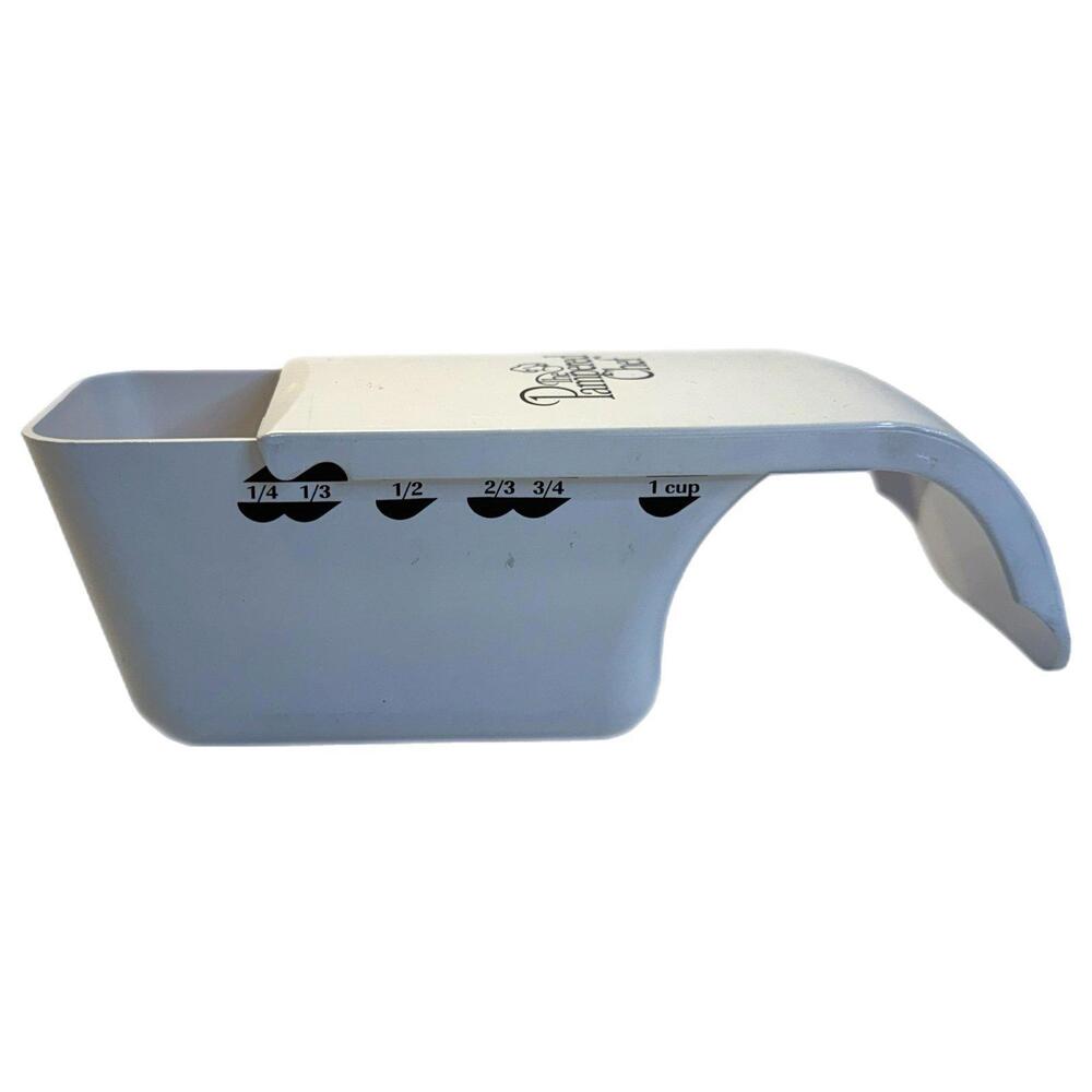 Pampered Chef Adjustable Measuring Cup – White